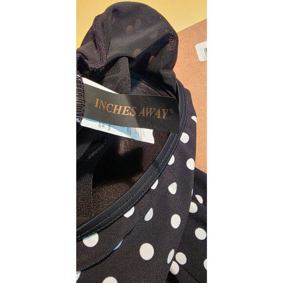 Inches Away Women's‎ One Piece Swimsuit Size 12 Polka Dots Black - Picture 5 of 7